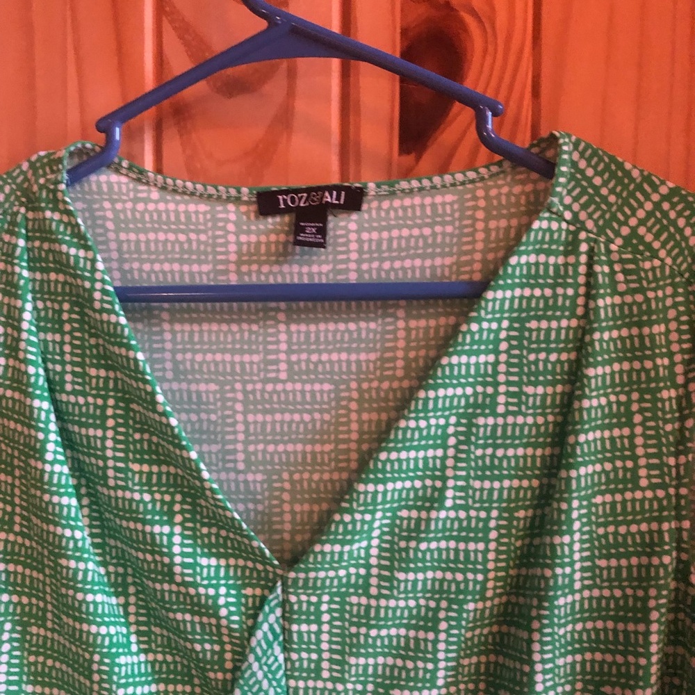Roz&Ali 2X sleeveless blouse